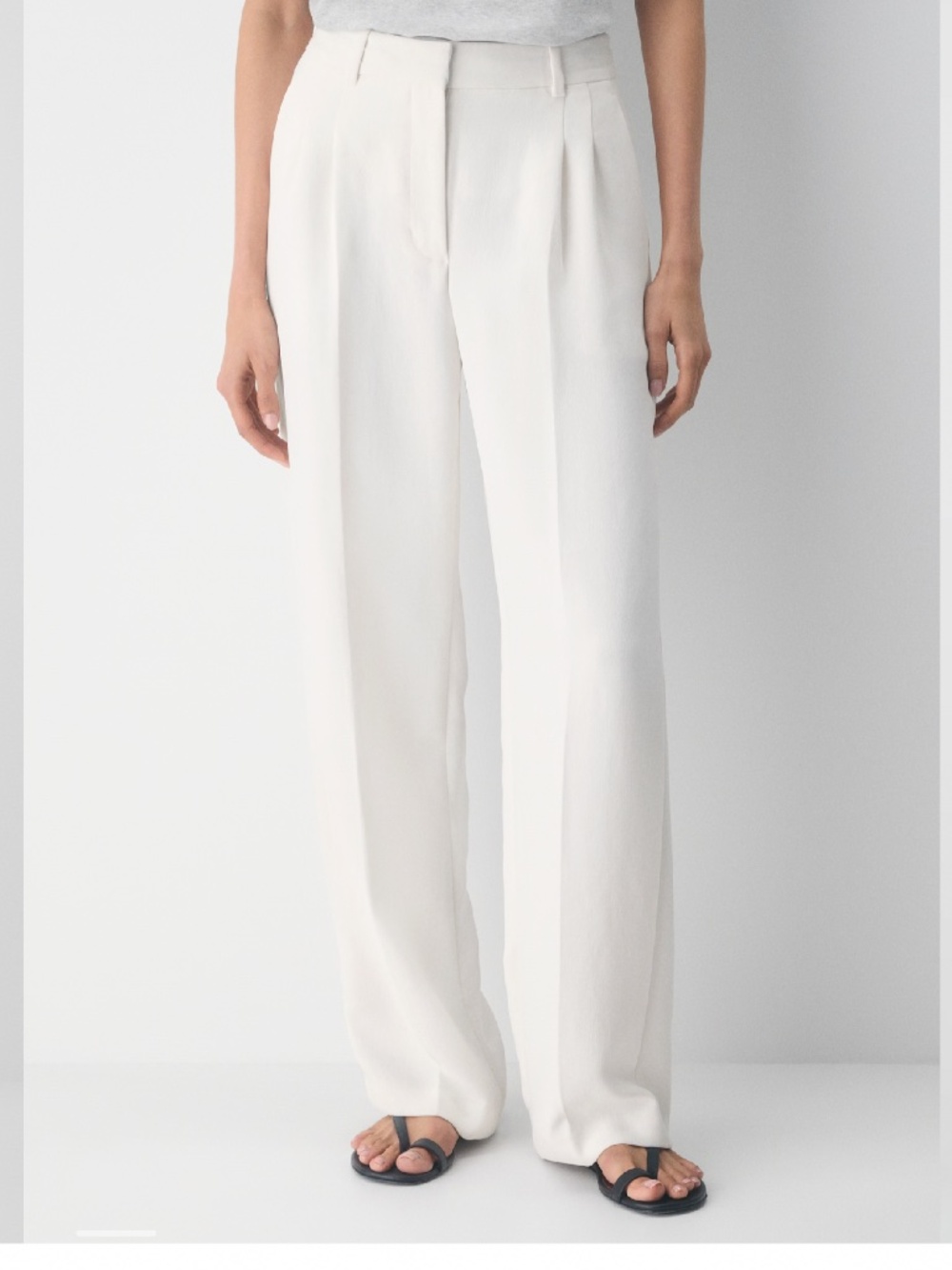 Aritzia the effortless pant crepette in Light Birch